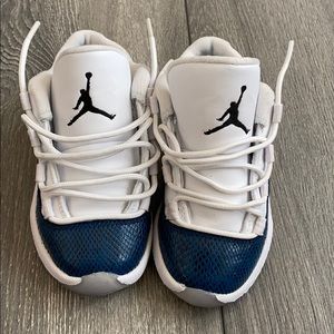 Air Jordan 11 Retro Low TD 'Navy Snakeskin' 2019